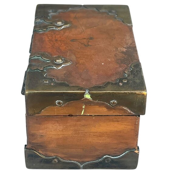 Vintage Copper Trinket Box With Brass Hardware & Blue Velvet Lining 4 3/8" L - Picture 6 of 11